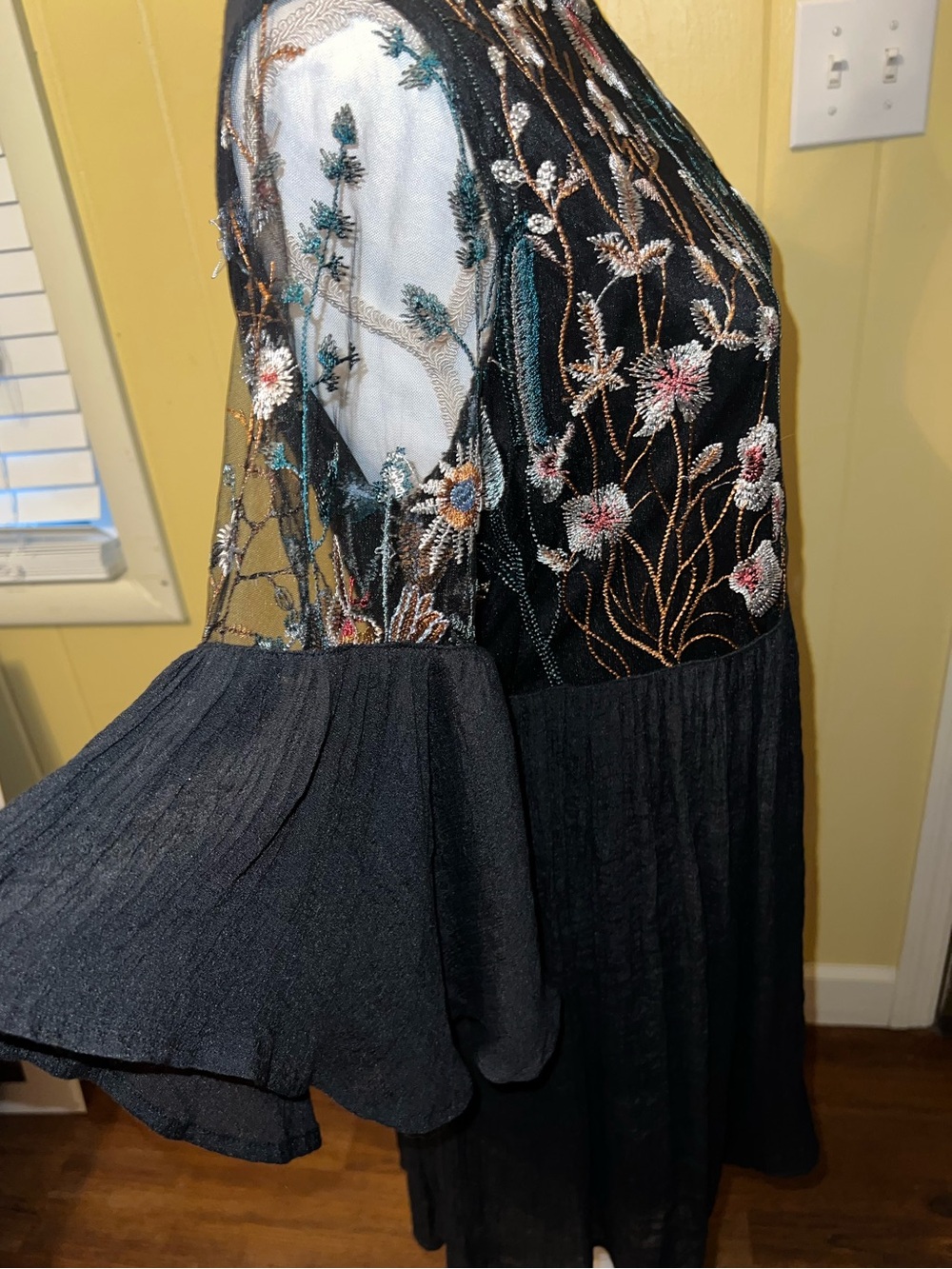 Embroidered Black Babydoll Dress Wide Flutter Sleeve Floral Sheer Fairy Size S - Picture 6 of 11